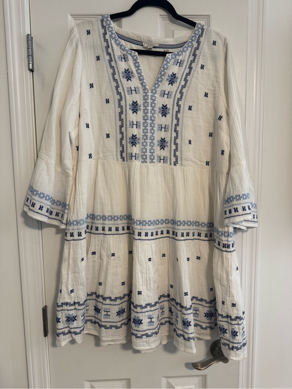 Fat Face White Dress with Blue Embroidery MSRP $128 - Picture 2 of 6